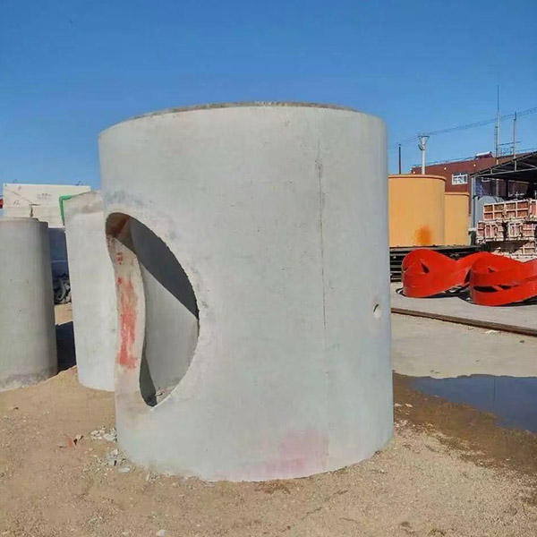 雨，污水檢查井